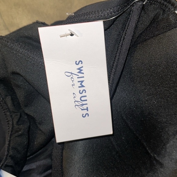 Swimsuits For All Bright Floral Ruched Underwire One Piece Swimsuit Women 20 NWT - Picture 12 of 15